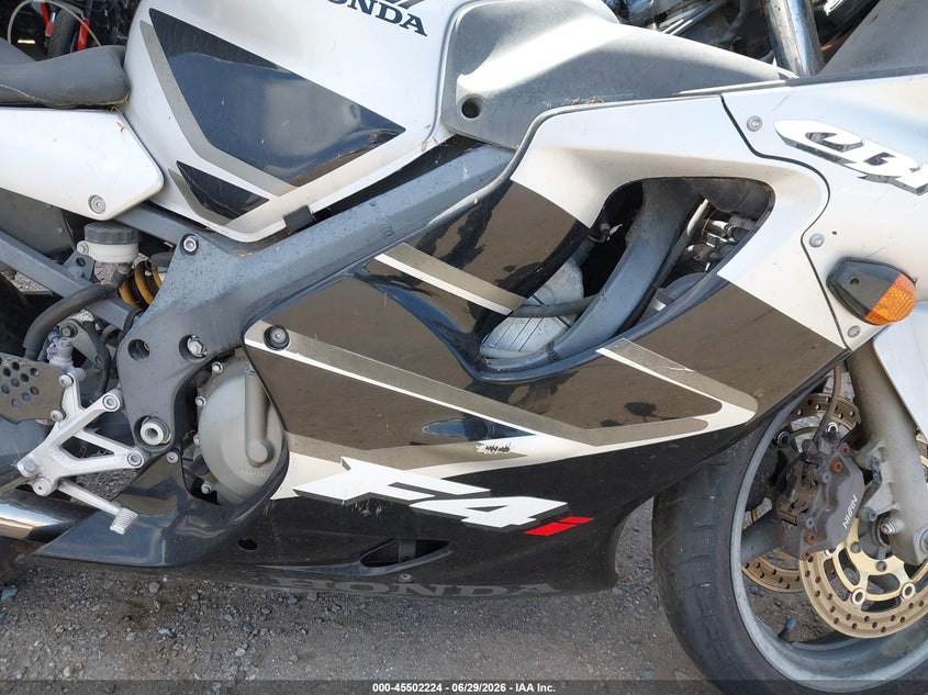 2003 Honda Cbr600 VIN JH2PC35143M400415 IAAI salvage auction — RIGHT FRONT, Clear - Dealer Only (California), sold $850 on 2026-07-07 (photo 5)