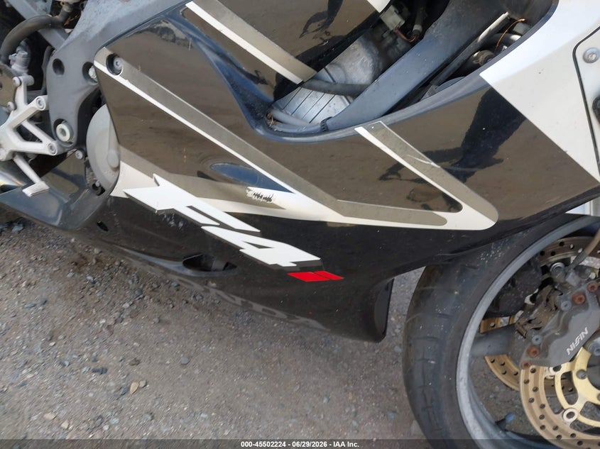 2003 Honda Cbr600 VIN JH2PC35143M400415 IAAI salvage auction — RIGHT FRONT, Clear - Dealer Only (California), sold $850 on 2026-07-07 (photo 6)