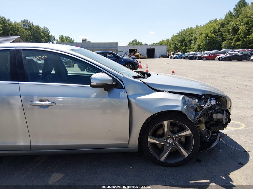 2012 Volvo S60 VIN YV1902FH6C2083257 IAAI salvage auction — RIGHT FRONT, Salvage (Connecticut), sold $425 on 2026-07-23 (photo 6)