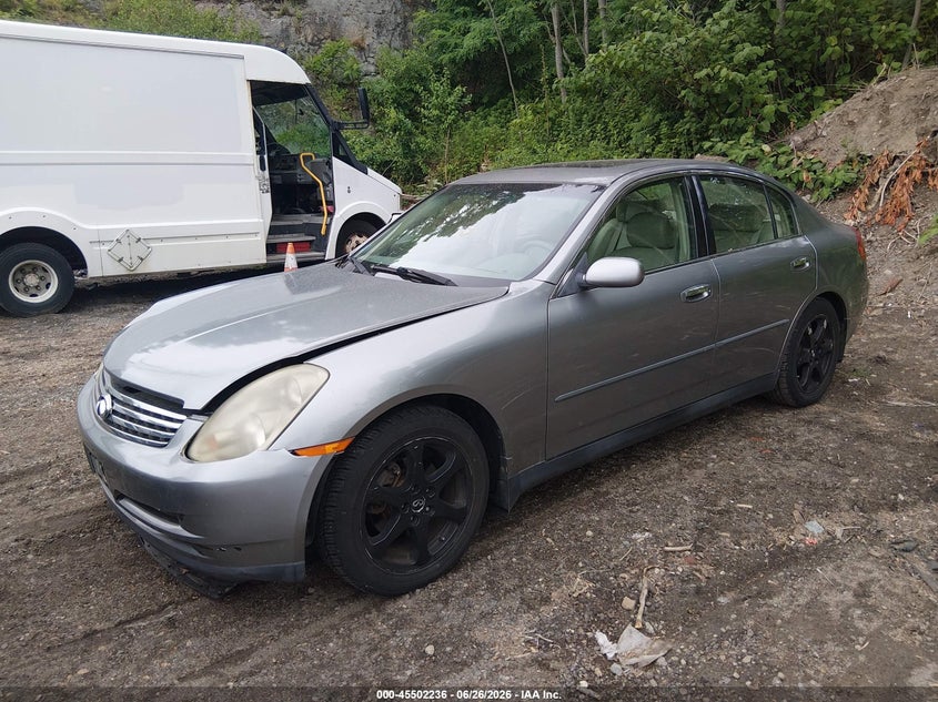 2004 Infiniti G35 VIN JNKCV51E84M619707 IAAI salvage auction — NORMAL WEAR, Clear (Rhode Island), sold $500 on 2026-07-28 (photo 2)