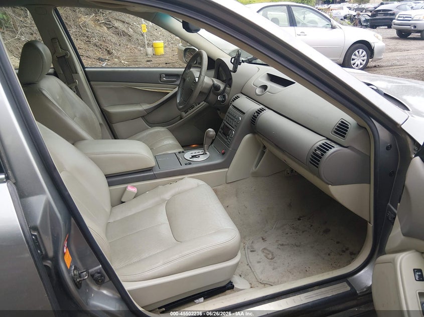 2004 Infiniti G35 VIN JNKCV51E84M619707 IAAI salvage auction — NORMAL WEAR, Clear (Rhode Island), sold $500 on 2026-07-28 (photo 5)