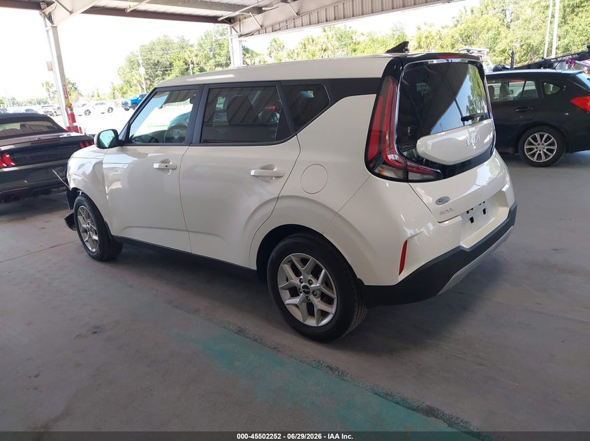 2023 Kia Soul VIN KNDJ23AUXP7867036 IAAI salvage auction — LEFT FRONT, Rebuildable (Florida), sold $25 on 2026-07-22 (photo 3)