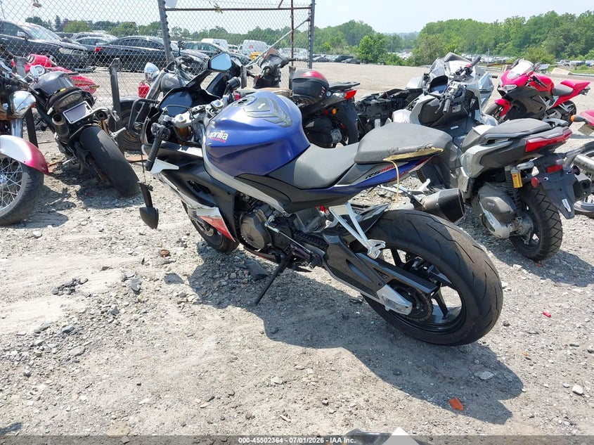 2023 Aprilia Rs VIN ZD4KSUG02PS001475 IAAI salvage auction — LEFT FRONT, Salvage (Pennsylvania), sold $3,000 on 2026-08-18 (photo 3)