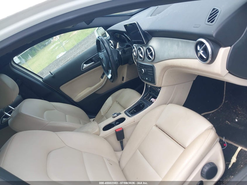 2016 Mercedes-benz Gla-klasse VIN WDCTG4EB0GJ256728 IAAI salvage auction — LEFT FRONT, Salvage (South Carolina), sold $2,750 on 2026-07-23 (photo 5)
