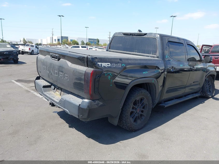2024 Toyota Tundra VIN 5TFWA5DB5RX156197 IAAI salvage auction — SIDE, Salvage Title, sold $22,400 on 2026-07-31 (photo 4)