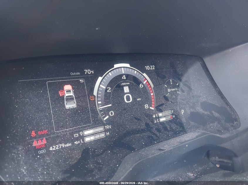 2024 Toyota Tundra VIN 5TFWA5DB5RX156197 IAAI salvage auction — SIDE, Salvage Title, sold $22,400 on 2026-07-31 (photo 7)