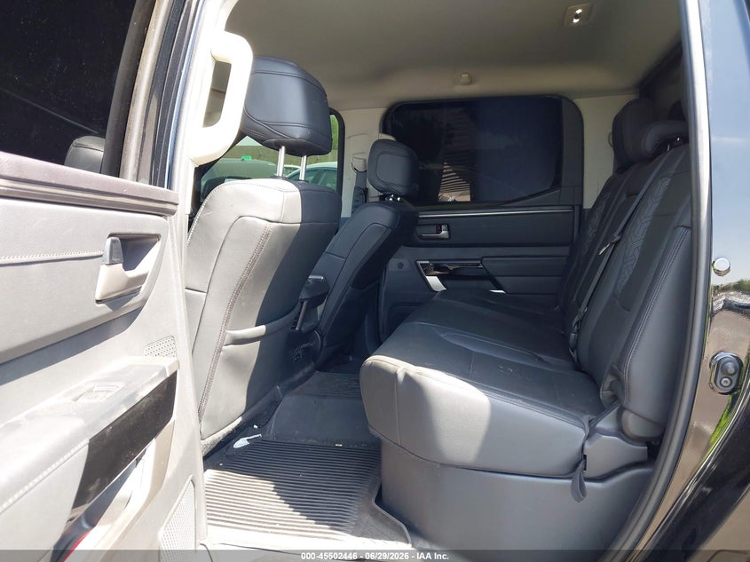 2024 Toyota Tundra VIN 5TFWA5DB5RX156197 IAAI salvage auction — SIDE, Salvage Title, sold $22,400 on 2026-07-31 (photo 8)