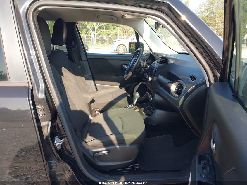 2016 Jeep Renegade VIN ZACCJBBT7GPD47729 IAAI salvage auction — RIGHT SIDE, Salvage Title, sold $1,450 on 2026-08-10 (photo 5)