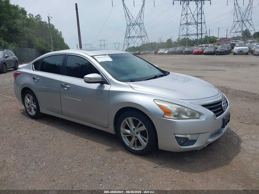 2013 Nissan Altima VIN 1N4AL3AP5DC192499 IAAI salvage auction — NORMAL WEAR, Clear (Pennsylvania), sold $400 on 2026-07-06 (photo 1)