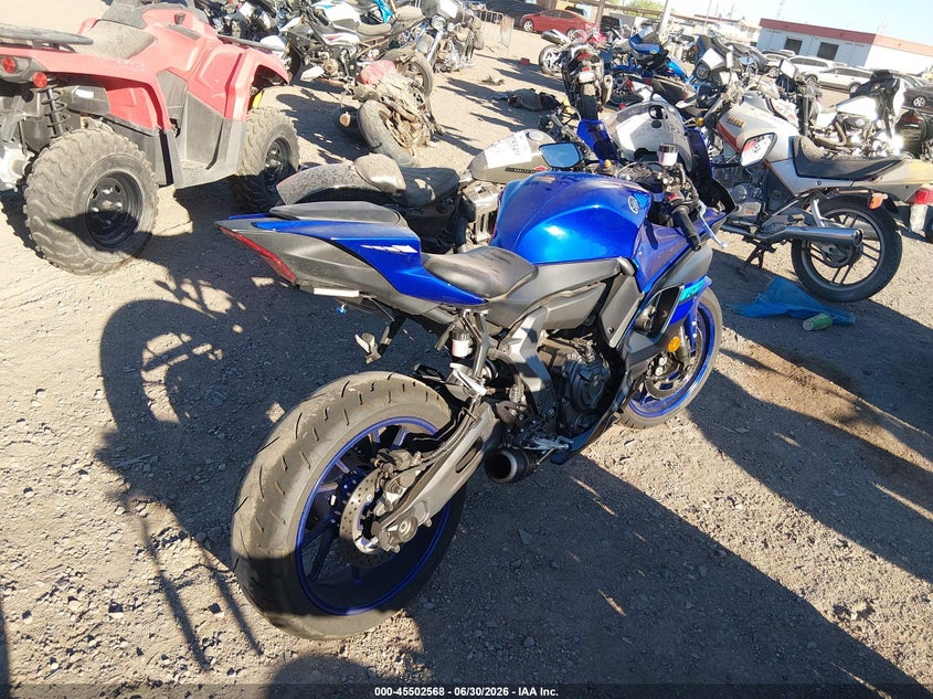 2024 Yamaha Yzf VIN JYARM38E2RA012411 IAAI salvage auction — SIDE, Salvage (Arizona), sold $2,050 on 2026-07-28 (photo 4)