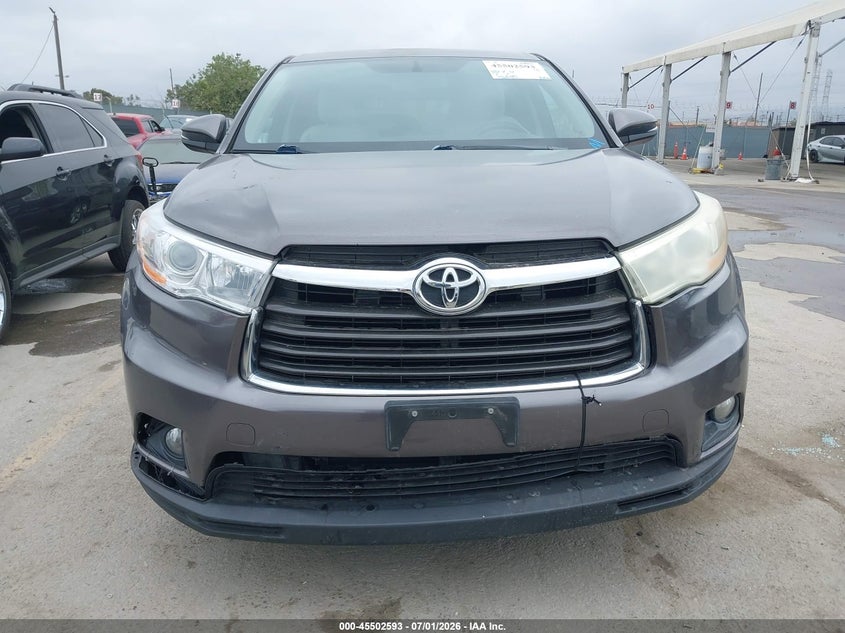2014 Toyota Highlander VIN 5TDZKRFH7ES030538 IAAI salvage auction — FRONT END, Clear - Dealer Only (California), sold $4,375 on 2026-07-29 (photo 6)