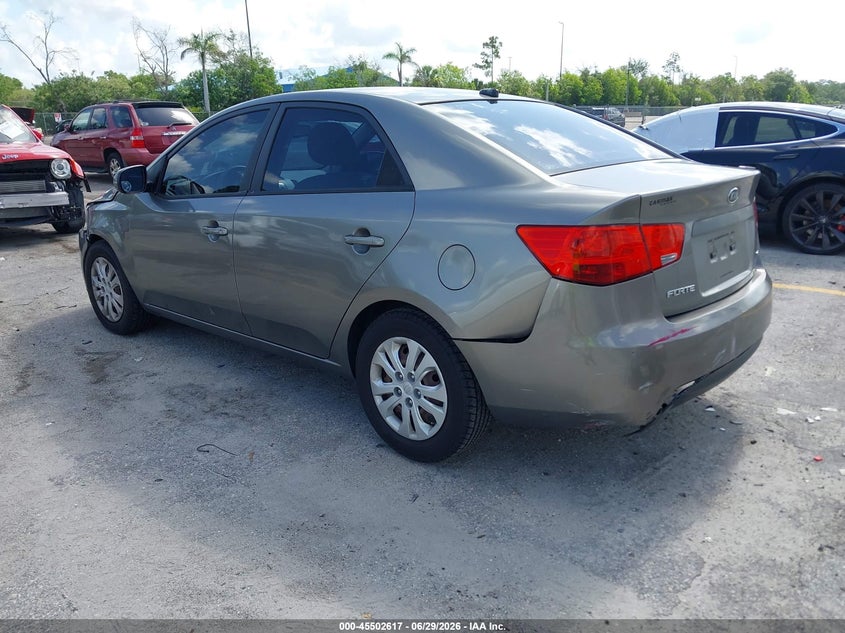 2012 Kia Forte VIN KNAFU4A28C5570581 IAAI salvage auction — FRONT & REAR, Rebuildable (Florida), sold $800 on 2026-07-27 (photo 3)