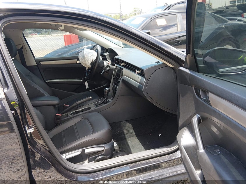 2022 Volkswagen Passat VIN 1VWSA7A39NC004820 IAAI salvage auction — NORMAL WEAR, Clear (Mississippi), sold $4,250 on 2026-07-10 (photo 5)