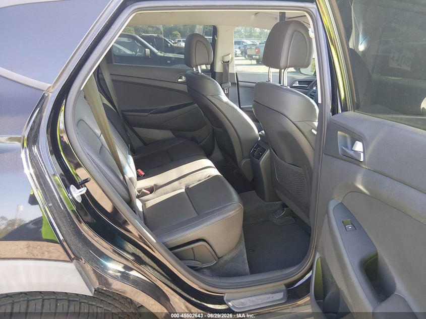 2016 Hyundai Tucson VIN KM8J33A27GU130806 IAAI salvage auction — NORMAL WEAR, Clear (South Carolina), sold $3,500 on 2026-07-28 (photo 8)