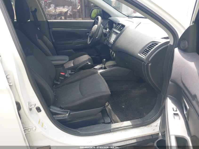 2020 Mitsubishi Outlander sport VIN JA4AP3AU6LU011515 IAAI salvage auction — NORMAL WEAR, Clear (Mississippi), sold $525 on 2026-07-23 (photo 5)