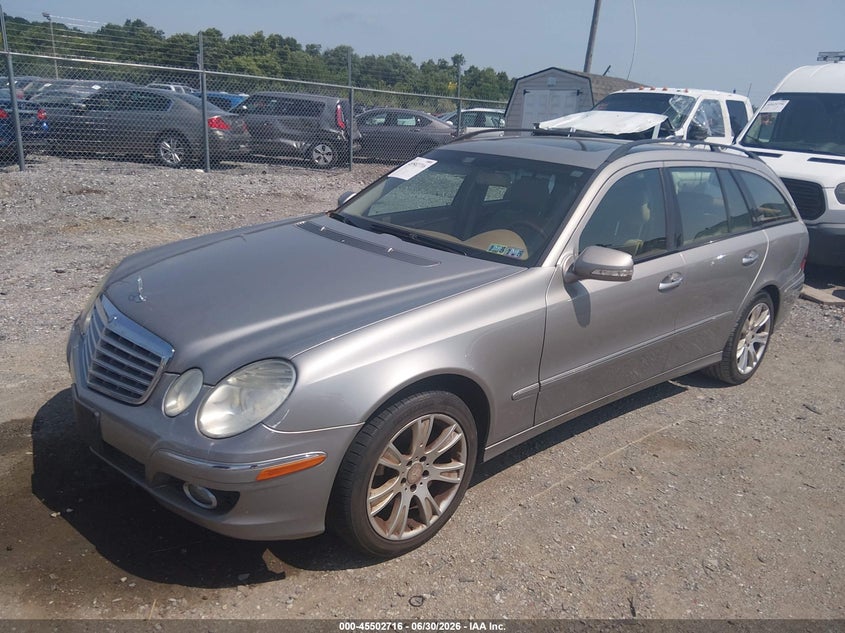 2009 Mercedes-benz E-class VIN WDBUH87X39B392337 IAAI salvage auction — NORMAL WEAR, Clear (Pennsylvania), sold $400 on 2026-07-29 (photo 2)