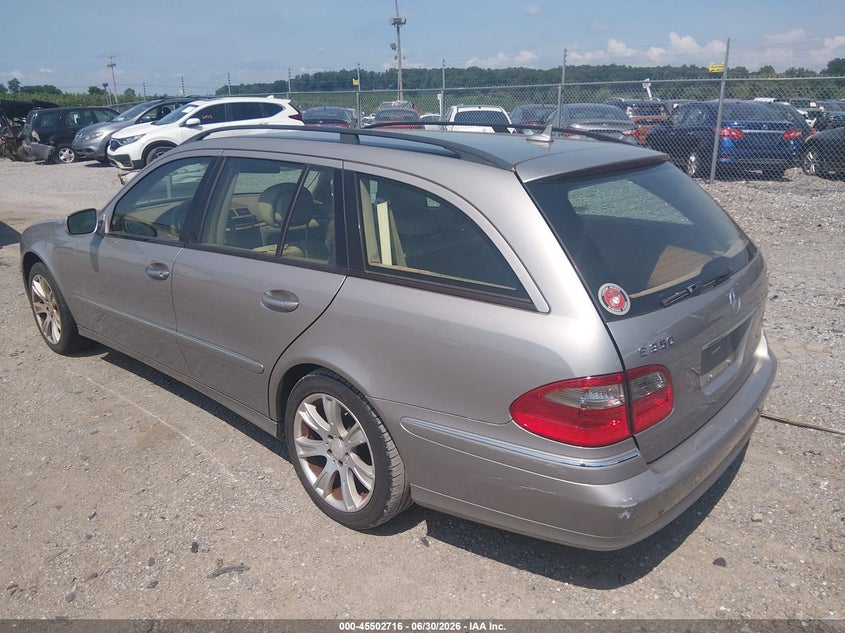 2009 Mercedes-benz E-class VIN WDBUH87X39B392337 IAAI salvage auction — NORMAL WEAR, Clear (Pennsylvania), sold $400 on 2026-07-29 (photo 3)