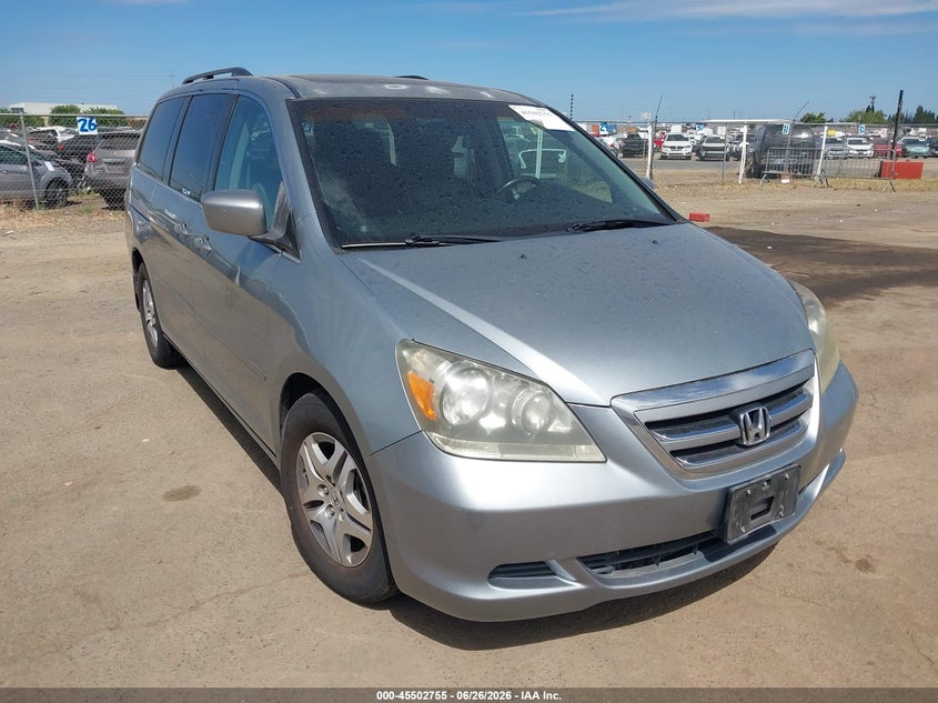 2007 Honda Odyssey VIN 5FNRL387X7B018390 IAAI salvage auction — NORMAL WEAR, Clear - Dealer Only (California), sold $425 on 2026-07-09 (photo 1)