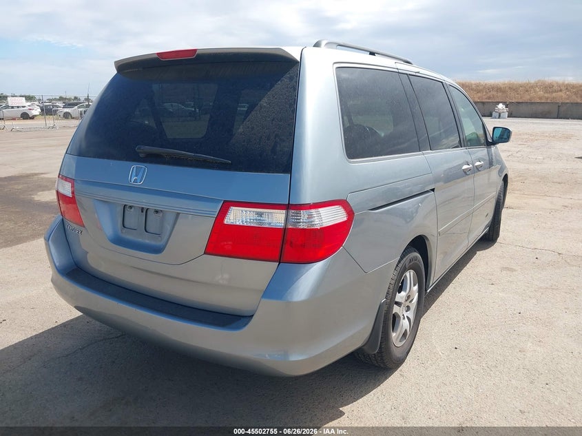 2007 Honda Odyssey VIN 5FNRL387X7B018390 IAAI salvage auction — NORMAL WEAR, Clear - Dealer Only (California), sold $425 on 2026-07-09 (photo 4)