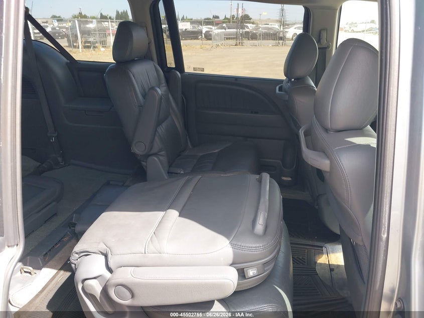 2007 Honda Odyssey VIN 5FNRL387X7B018390 IAAI salvage auction — NORMAL WEAR, Clear - Dealer Only (California), sold $425 on 2026-07-09 (photo 8)