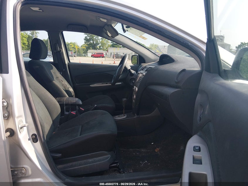 2010 Toyota Yaris VIN JTDBT4K35A4066696 IAAI salvage auction — NORMAL WEAR, Original (Ohio), sold $875 on 2026-07-07 (photo 5)
