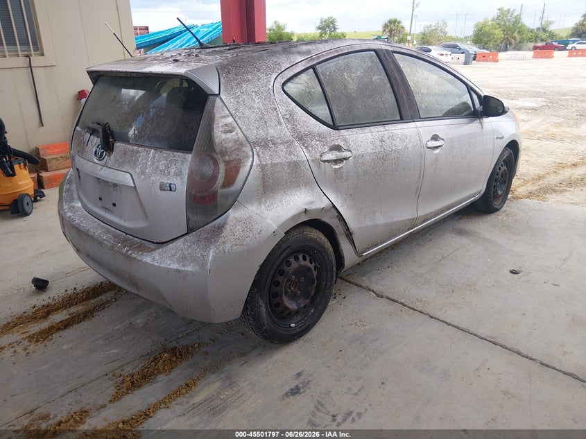2013 Toyota Prius c VIN JTDKDTB30D1532130 IAAI salvage auction — NORMAL WEAR, Clear (Florida), sold $1,000 on 2026-07-28 (photo 4)