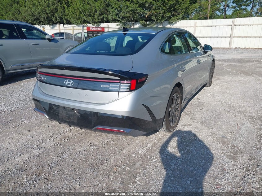 2025 Hyundai Sonata VIN KMHL64JA9SA476122 IAAI salvage auction — FRONT END, Clear (Florida), sold $13,275 on 2026-07-08 (photo 4)