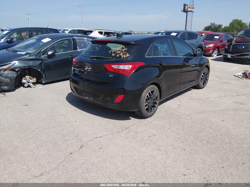 2013 Hyundai Elantra VIN KMHD35LE0DU089110 IAAI salvage auction — SIDE, Salvage (Missouri), sold $800 on 2026-07-10 (photo 4)