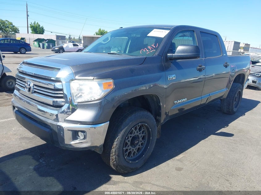 2017 Toyota Tundra VIN 5TFDY5F16HX585807 IAAI salvage auction — SIDE, Salvage (California), sold $8,100 on 2026-07-11 (photo 2)