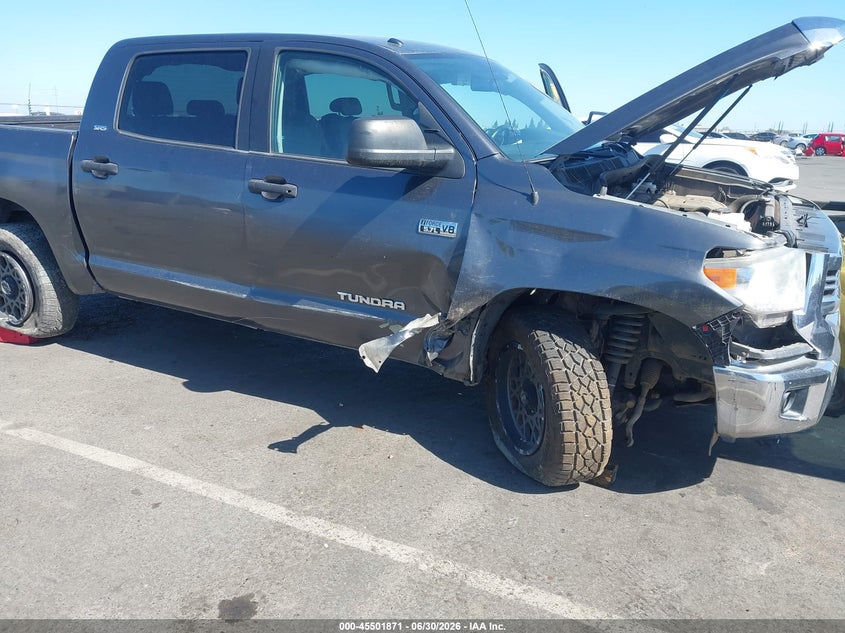 2017 Toyota Tundra VIN 5TFDY5F16HX585807 IAAI salvage auction — SIDE, Salvage (California), sold $8,100 on 2026-07-11 (photo 6)