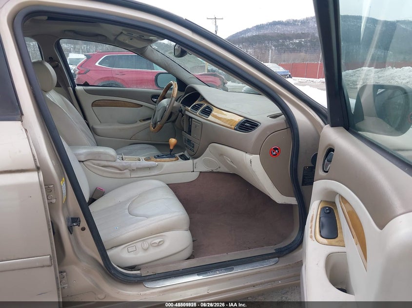 2000 Jaguar S type VIN SAJDA01D4YGL40708 IAAI salvage auction — FRONT END, Salvage (Idaho), sold $350 on 2026-09-16 (photo 5)