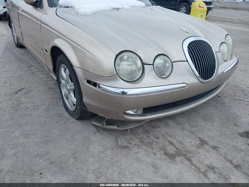 2000 Jaguar S type VIN SAJDA01D4YGL40708 IAAI salvage auction — FRONT END, Salvage (Idaho), sold $350 on 2026-09-16 (photo 6)