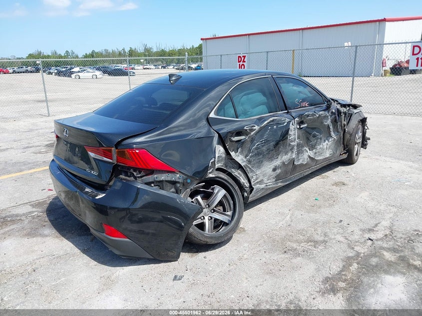 2019 Lexus Is VIN JTHBA1D27K5090713 IAAI salvage auction — RIGHT SIDE, Rebuildable (Florida), sold $2,650 on 2026-07-29 (photo 4)