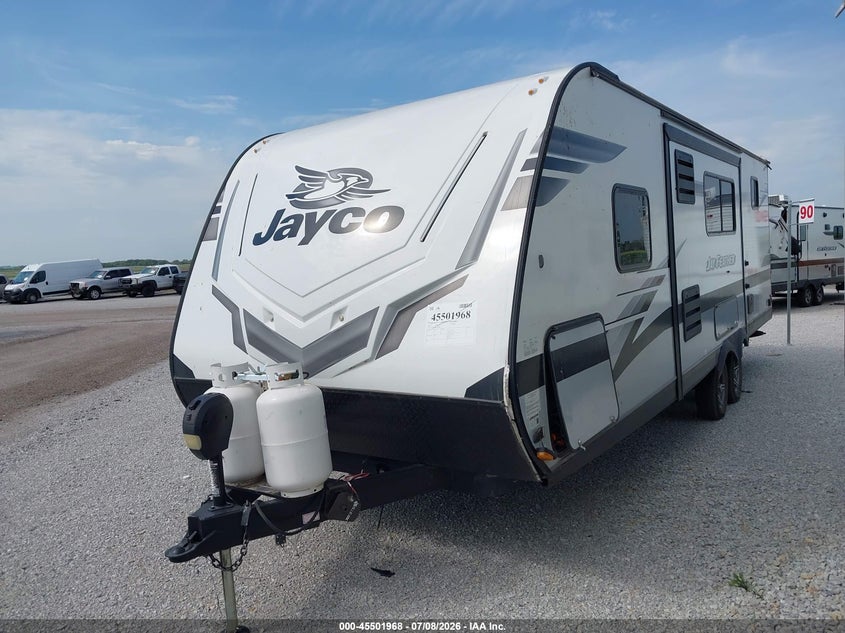 2022 Jayco Other VIN 1UJBJ0BP2N1JS0786 IAAI salvage auction — STORM DAMAGE, Salvage (Nebraska), sold $4,350 on 2026-09-02 (photo 2)