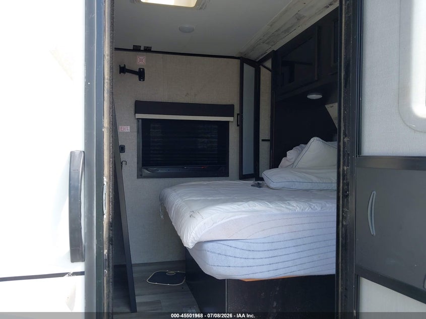 2022 Jayco Other VIN 1UJBJ0BP2N1JS0786 IAAI salvage auction — STORM DAMAGE, Salvage (Nebraska), sold $4,350 on 2026-09-02 (photo 7)