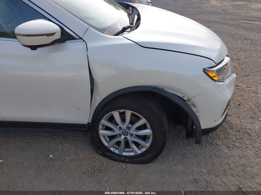 2018 Nissan Rogue VIN JN8AT2MV0JW349031 IAAI salvage auction — RIGHT FRONT, Salvage Title, sold $3,300 on 2026-08-01 (photo 6)