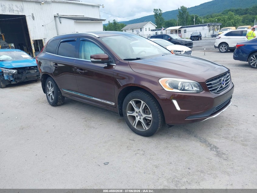 2015 Volvo Xc60 VIN YV4902RD3F2621865 IAAI salvage auction — REAR END, Salvage Title, sold $5,100 on 2026-07-26 (photo 1)