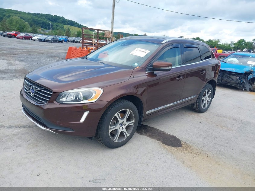 2015 Volvo Xc60 VIN YV4902RD3F2621865 IAAI salvage auction — REAR END, Salvage Title, sold $5,100 on 2026-07-26 (photo 2)