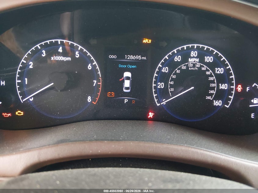 2013 Hyundai Genesis VIN KMHGC4DD2DU242163 IAAI salvage auction — NORMAL WEAR, Clear-Dealer Only (Arizona), sold $275 on 2026-07-28 (photo 7)
