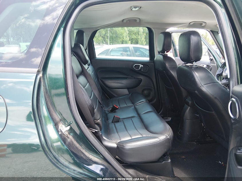 2014 Fiat 500l VIN ZFBCFABH1EZ001944 IAAI salvage auction — ENGINE DAMAGE, Salvage (Missouri), sold $250 on 2026-08-03 (photo 8)