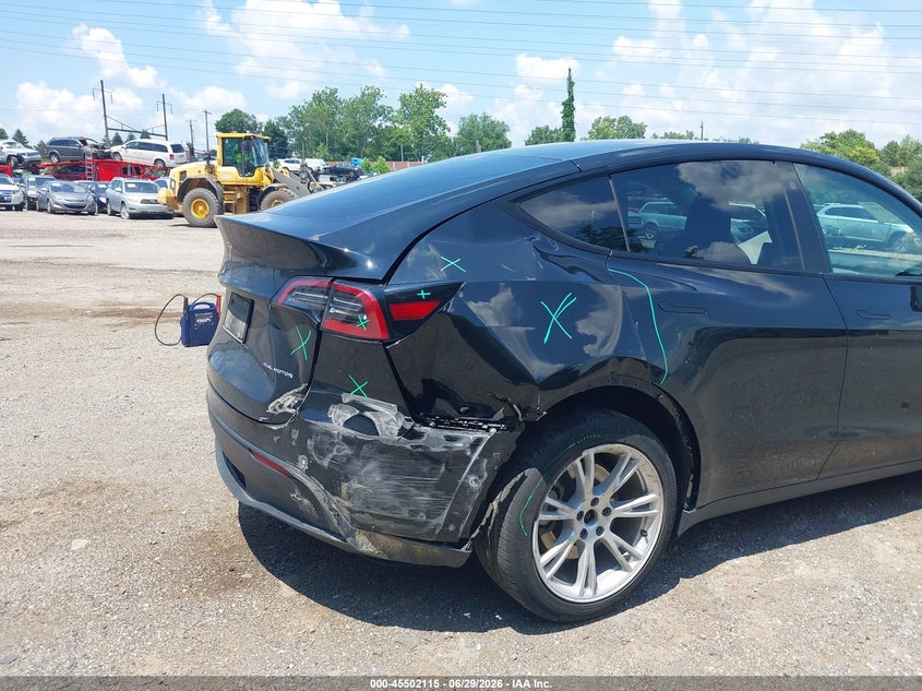 2022 Tesla Model y VIN 7SAYGDEEXNF309688 IAAI salvage auction — UNKNOWN, Salvage (Pennsylvania), sold $8,500 on 2026-07-31 (photo 6)