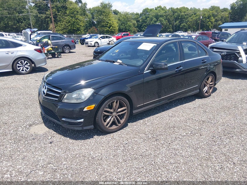 2014 Mercedes-benz C-klasse VIN WDDGF8AB4EA953247 IAAI salvage auction — NORMAL WEAR, Clear (South Carolina), sold $2,050 on 2026-07-07 (photo 2)