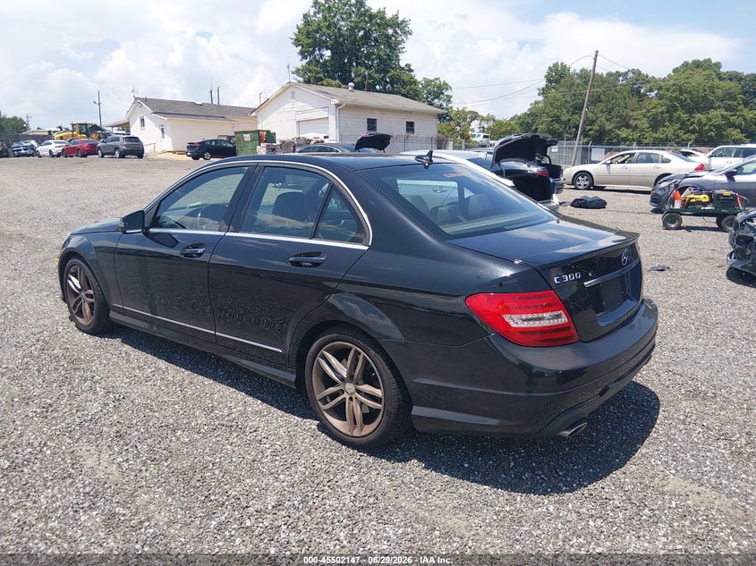 2014 Mercedes-benz C-klasse VIN WDDGF8AB4EA953247 IAAI salvage auction — NORMAL WEAR, Clear (South Carolina), sold $2,050 on 2026-07-07 (photo 3)