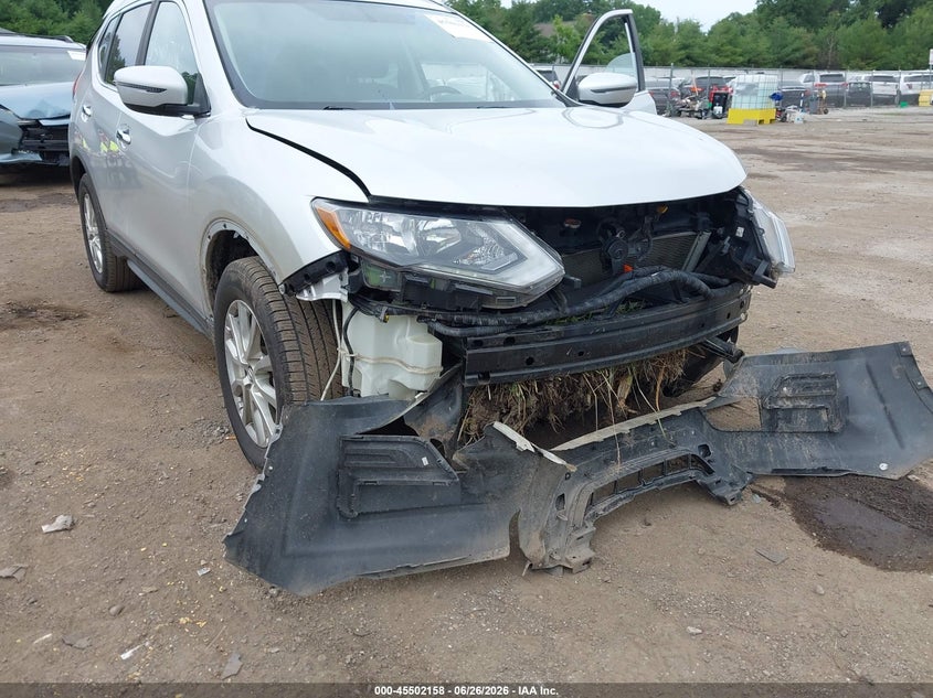 2017 Nissan Rogue VIN KNMAT2MVXHP521646 IAAI salvage auction — FRONT END, Clear (Indiana), sold $1,350 on 2026-07-28 (photo 6)