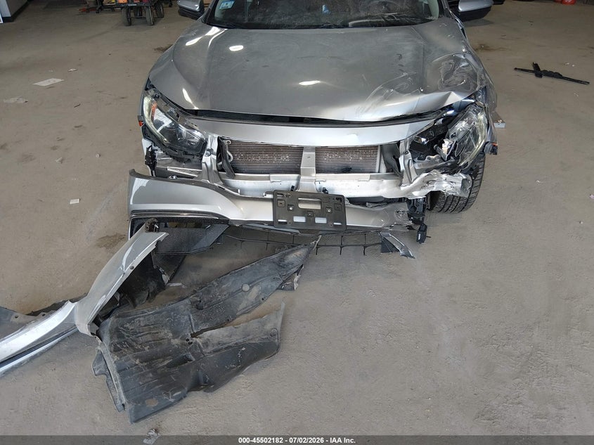 2021 Honda Civic VIN 2HGFC1F71MH701435 IAAI salvage auction — FRONT END, Salvage Title, sold $3,600 on 2026-07-30 (photo 6)