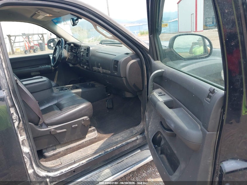 2008 Gmc SIERRA VIN 1GTHK23698F107744 IAAI salvage auction — FRONT END, Clear (Montana), sold $6,050 on 2026-09-02 (photo 5)