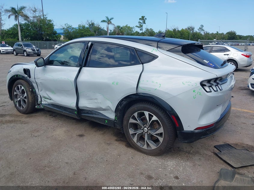 2022 Ford Mustang mach-e VIN 3FMTK3SU2NMA38175 IAAI salvage auction — LEFT SIDE, Salvage Title, sold $9,100 on 2026-07-23 (photo 3)