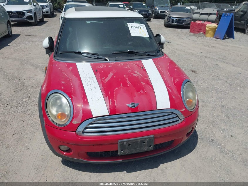 2007 Mini Cooper VIN WMWMF33527TU61490 IAAI salvage auction — NORMAL WEAR, Clear (Indiana), sold $275 on 2026-07-08 (photo 6)