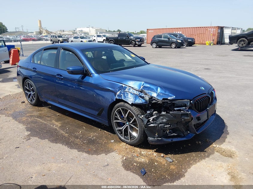 2022 BMW 5er VIN WBA73BJ07NWX58306 IAAI salvage auction — RIGHT FRONT, Salvage Title, sold $21,100 on 2026-08-04 (photo 1)