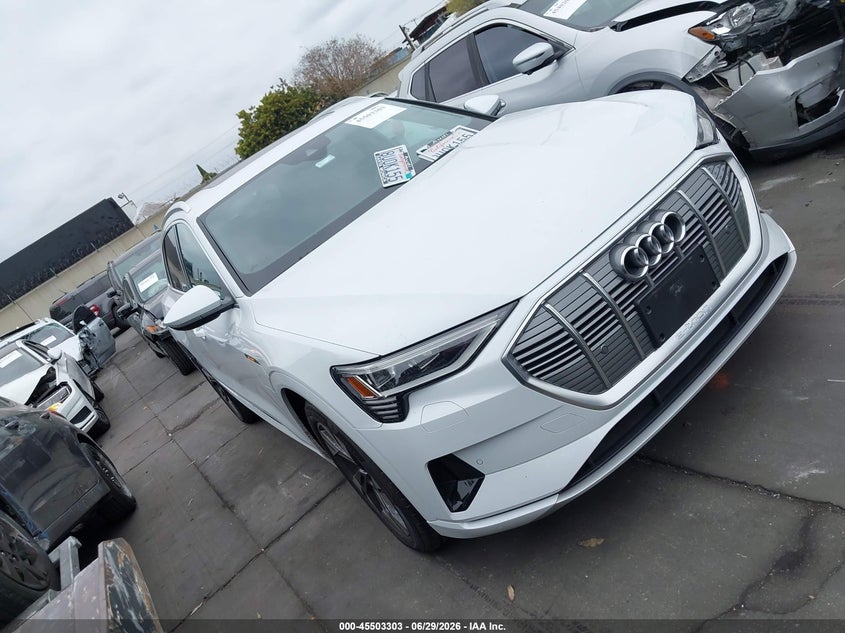 2021 Audi E-tron VIN WA1AAAGE8MB014810 IAAI salvage auction — LEFT FRONT, Salvage Title, sold $14,600 on 2026-07-13 (photo 1)